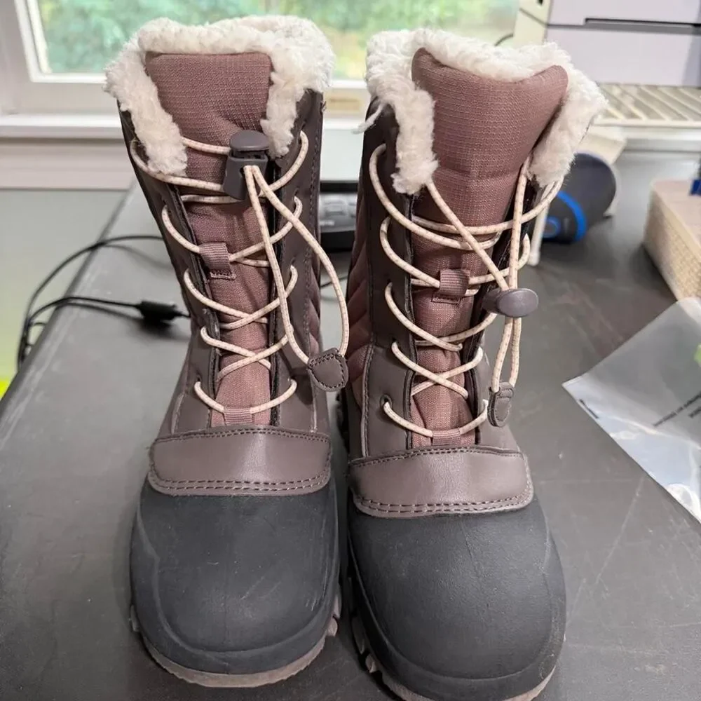 All In Motion Girls Thermolite Brown and Grey Boots